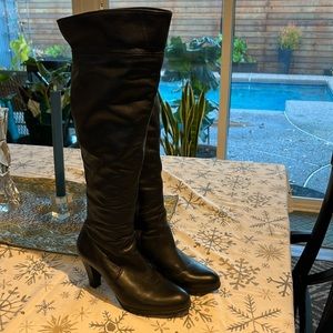 Le Canadienne over-the-knee waterproof leather boots
